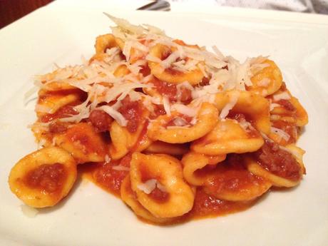 Alla cantina di Manuela mangi bene e spendi il giusto Orecchiette al ragù di cinghiale