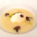 Alla cantina di Manuela mangi bene e spendi il giusto Crema di patate, uovo e tartufo