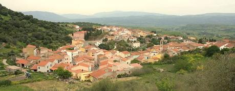 Panoramic view of Laerru by Francesco Canu . Source Wikipedia in English