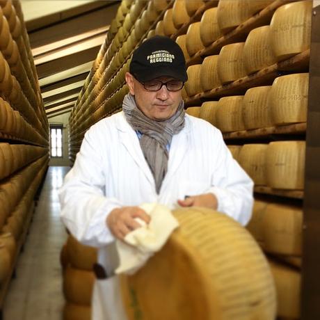 Vieni a conoscere chi lavora per te #caseificiaperti #parmigianoreggiano