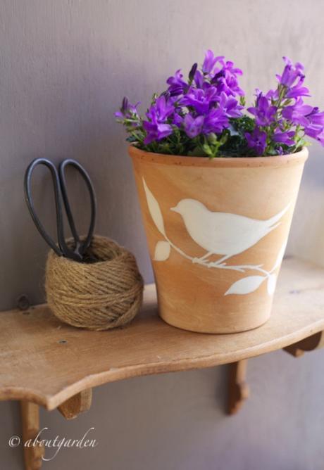 DIY: birds stencil on the pot bird stancil