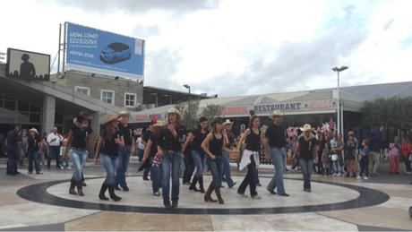 Country line dance