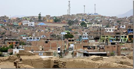 Living_in_Outskirts_of_Lima,_Peru Living_in_Outskirts_of_Lima,_Peru