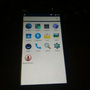 Xiaomi Mi3 intravisto con Android 6.0 Marshmallow Xiaomi Mi3 Android 6.0 Marshmallow (1)