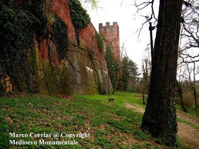 San Colombano al Lambro: tra le mura rosse, ricordi indelebili di un tempo che fu...
