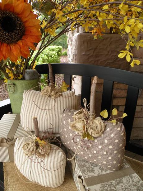 Burlap Pumpkins: 