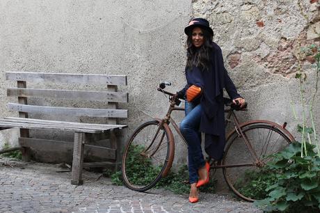 So Kate , So orange .... So Kate , So orange ....