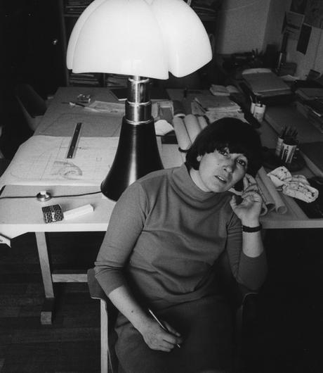 Martinelli Luce: buon compleanno al Serpente e anche al Pipistrello Martinelli Luce: buon compleanno al Serpente e anche al Pipistrello