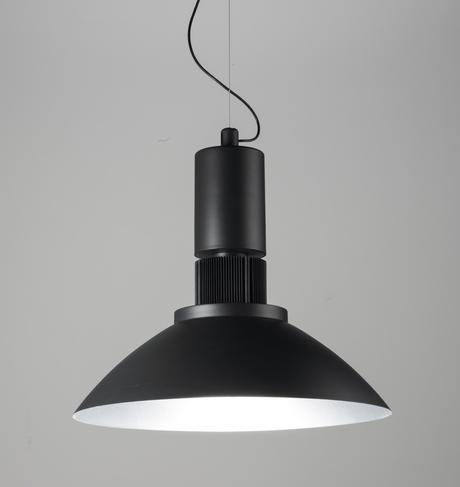 Martinelli Luce: buon compleanno al Serpente e anche al Pipistrello Martinelli Luce: buon compleanno al Serpente e anche al Pipistrello