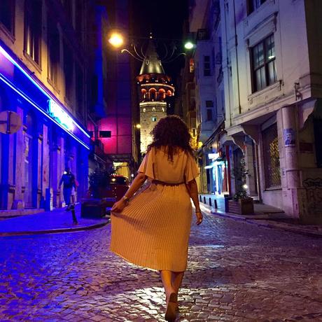 Da Galata a Ortakoy by night