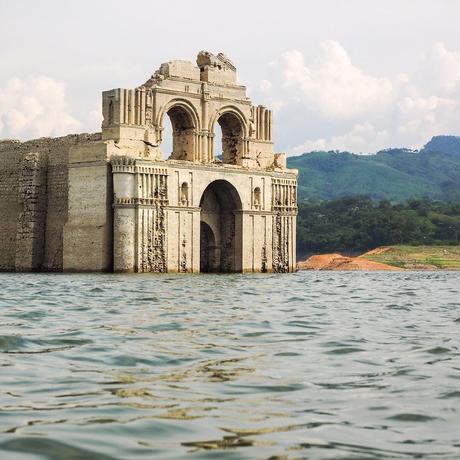 Messico, la chiesa che è emersa dalle acque