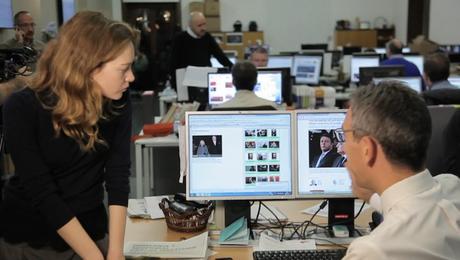 Recensione: MILANO 2015. Sei registi, una città Cristiana Capotondi mentre gira 'Solferino 28'