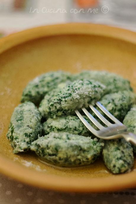 Gnudi ricotta e bietole Gnudi