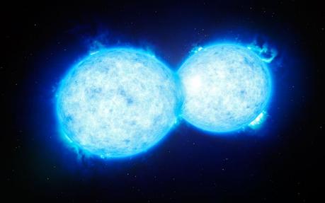 Rappresentazione artistica che mostra VFTS 352 - la stella doppia più calda e più massiccia. Le due componenti sono così vicine da toccarsi e condividere parte della loro materia. Crediti: ESO/L. Calçada