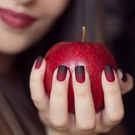 HALLOWEEN …. SPAVENTOSAMENTE NAILS ….. halloween-nails