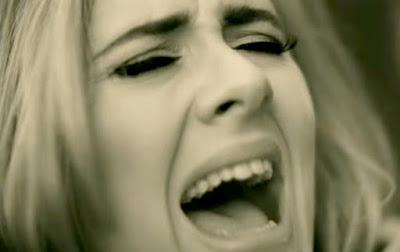 Hello di Adele: il video dove ci si lascia via tel