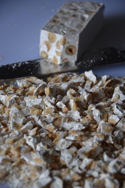 Tartufi al torrone ed albicocche candite