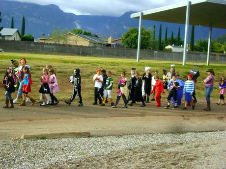 Halloween a scuola: tutti i bimbi posseduti dal demonio!!