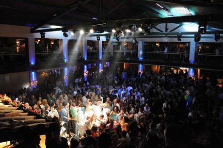 La Capannina presenta Grease discoteca trentenni