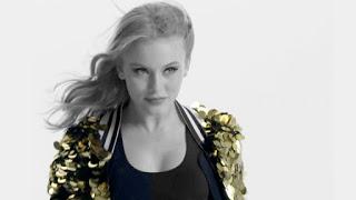 La nuova it-girl della musica pop è svedese. Il suo nome è Zara Larsson La nuova it-girl della musica pop è svedese. Il suo nome è Zara Larsson