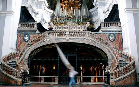 Il Paradiso Pittorico: visita spettacolo serale nella Basilica di Santa Maria della Sanità Il Paradiso Pittorico: visita spettacolo serale nella Basilica di Santa Maria della Sanità