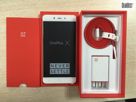 Oneplus X disponibile su Gearbest senza invito a 258 euro