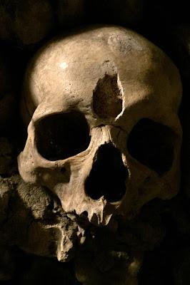 Parigi misteriosa: le catacombe.