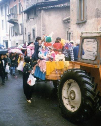 1998 1998 1 .jpg