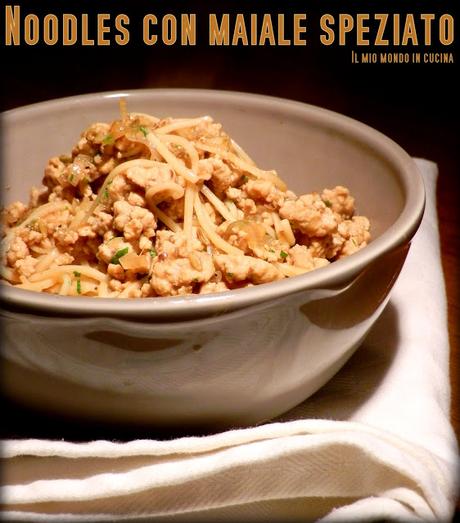 NOODLEs con maiale speziato