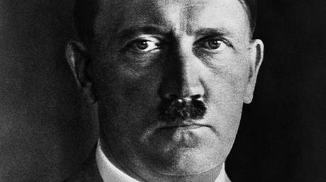 Se fosse possibile, uccideresti Hitler da piccolo? Un dilemma filosofico spiegato bene (da Vox)