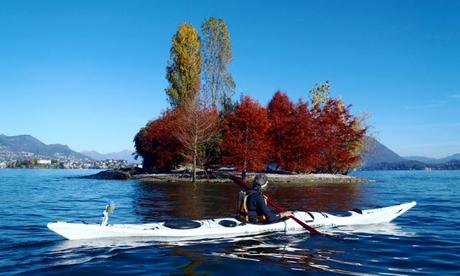 Sunny lakeside Sunday