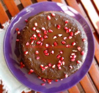 TORTA AL CIOCCOLATO E MELOGRANO