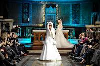 RomaFashionWhite: Sartorialità e creatività sfilano in chiesa. RomaFashionWhite: Sartorialità e creatività sfilano in chiesa.