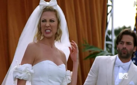 Recensione | Awkward 5×12 “Holding on and letting go” Bride-Zilla Val (c) Mtv