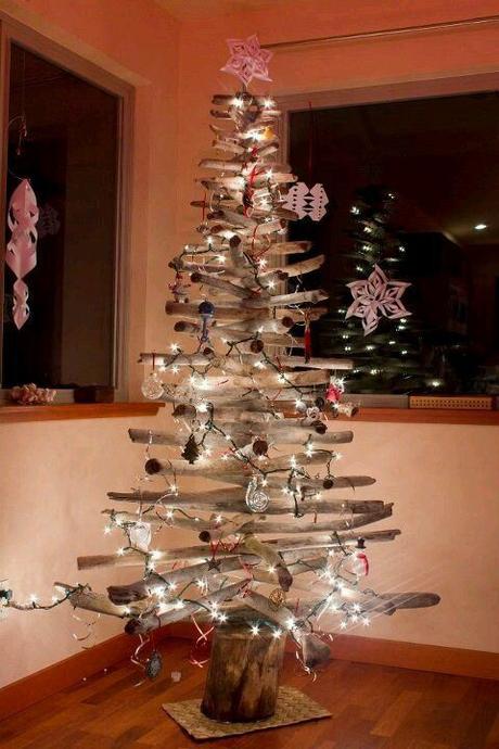 UN NATALE ….ORIGINALE …. albero-di natale-con-rami