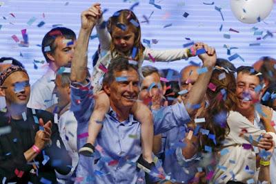 Mauricio Macri vince le elezioni presidenziali in Argentina