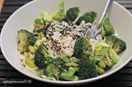 broccoli-peanut-noodles