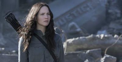 Hunger Games: Mockingjay pt. 2 - Dio benedica Jennifer Lawrence.