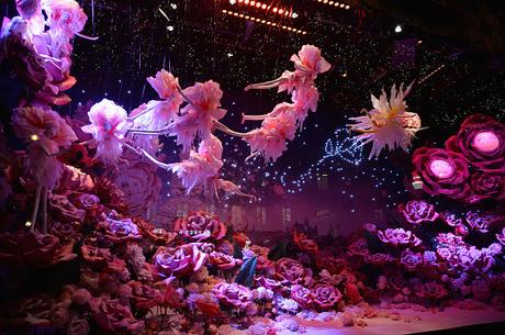 PARIS, FRANCE - NOVEMBER 06: A decorated window during the Christmas Decorations Inauguration at Printemps Haussmann on November 6, 2015 in Paris, France. (Photo by Pascal Le Segretain/Getty Images)