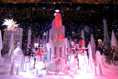 Printemps' Christmas window display.