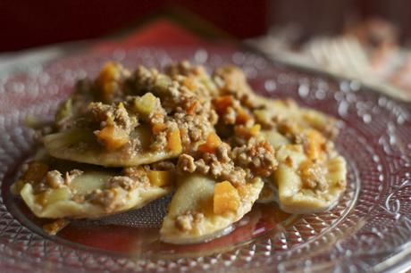 Ravioli ragù di agnello speziati