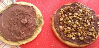 MANGIA CIO' CHE LEGGI # 55: Torta cioccolato e pistacchi ispirata da MANGIA CIO' LEGGI Torta cioccolato pistacchi ispirata sposo York