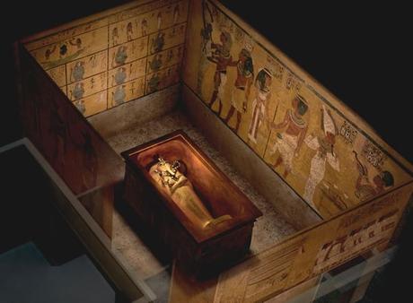 Rilevate due camere nascoste nella tomba di Tutankhamon