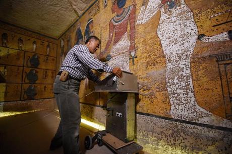Rilevate due camere nascoste nella tomba di Tutankhamon