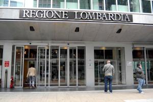 Lombardia, martedì 1 dicembre seduta di Consiglio regionale dedicata a question time e mozioni L'ingresso a Regione Lombardia (rovato.org)