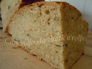 Pane alla salvia a lievitazione naturale