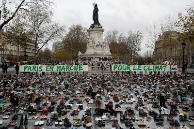 Parigi in piazza per la Terra