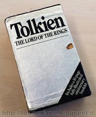 Cofanetto per il 25° anniversario di The Lord of the Rings di Tolkien con libretto curato da Carpenter