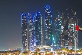 Pensieri nella notte di Abu Dhabi
