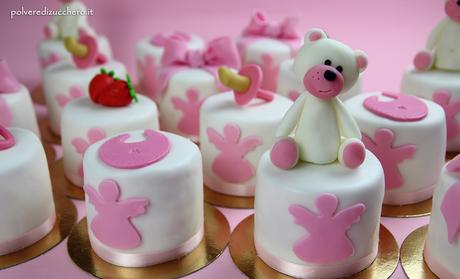 polveredizucchero.it battesimo torta mini cakes bimba cake design torte decorate pasta di zucchero polvere di zucchero